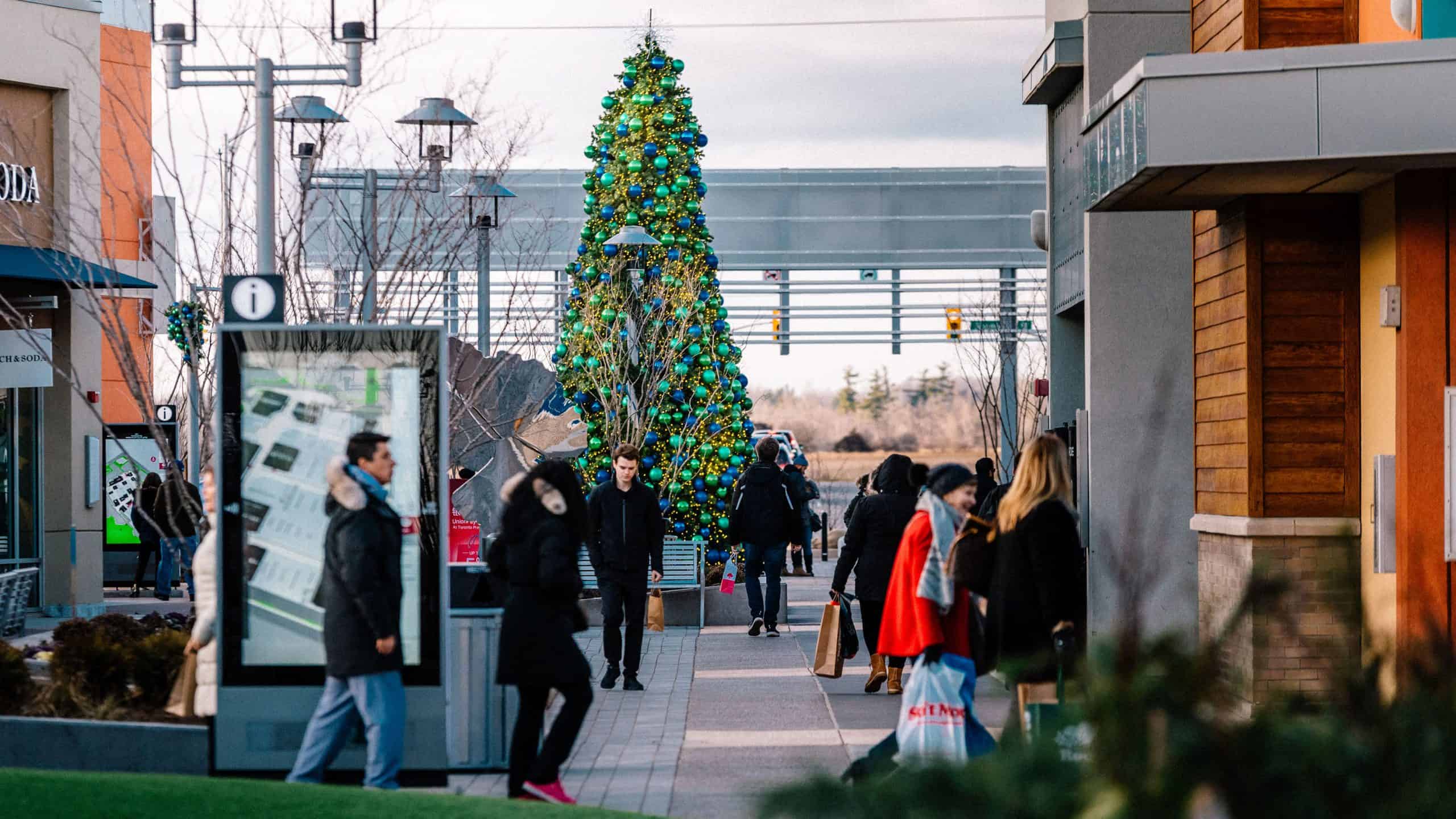 Five Reasons why you MUST shop at Toronto Premium Outlets on Boxing Day