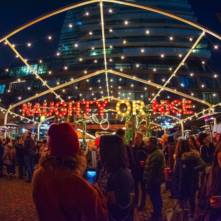 5 Best Christmas Markets near Mississauga INsauga