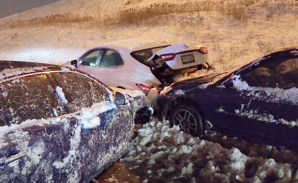 300 crashes reported across the GTA including two on Hwy. 401 in