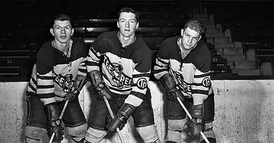 Blackhawks legend Bobby Hull, Hockey Hall of Famer, dies at 84 - The  Athletic