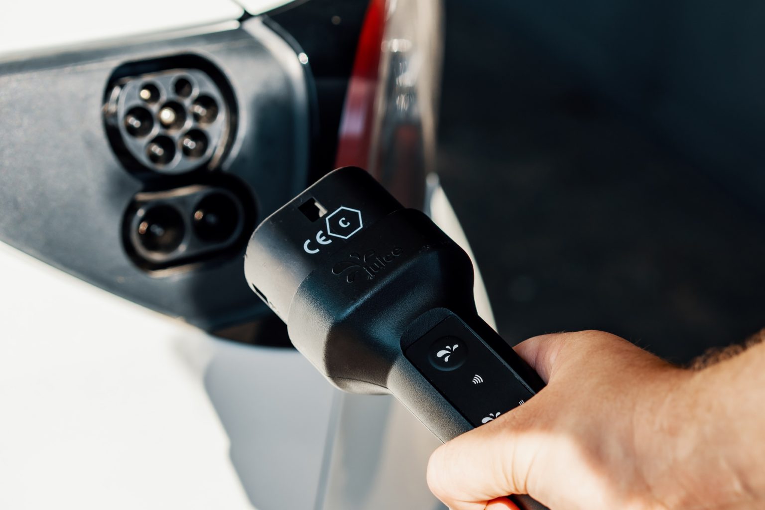Brampton to build 176 new electric vehicle charging stations by 2024