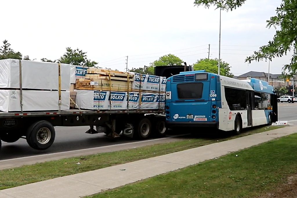 MiWay Bus Driver Involved In Fatal Crash In Mississauga On Leave During ...