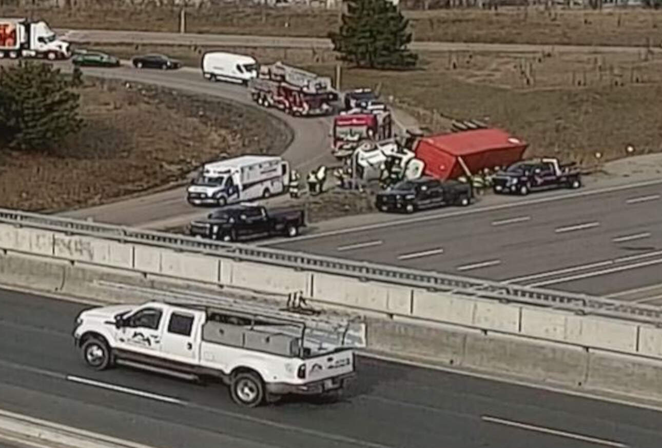 truck rollover traffic lights out brampton