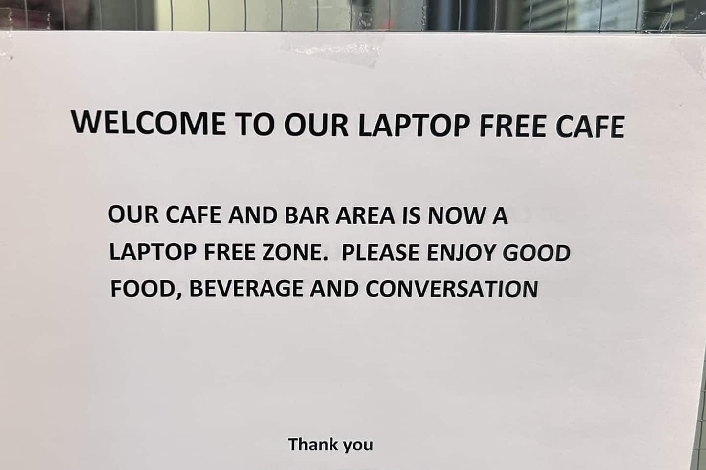 no laptops cafe mississauga