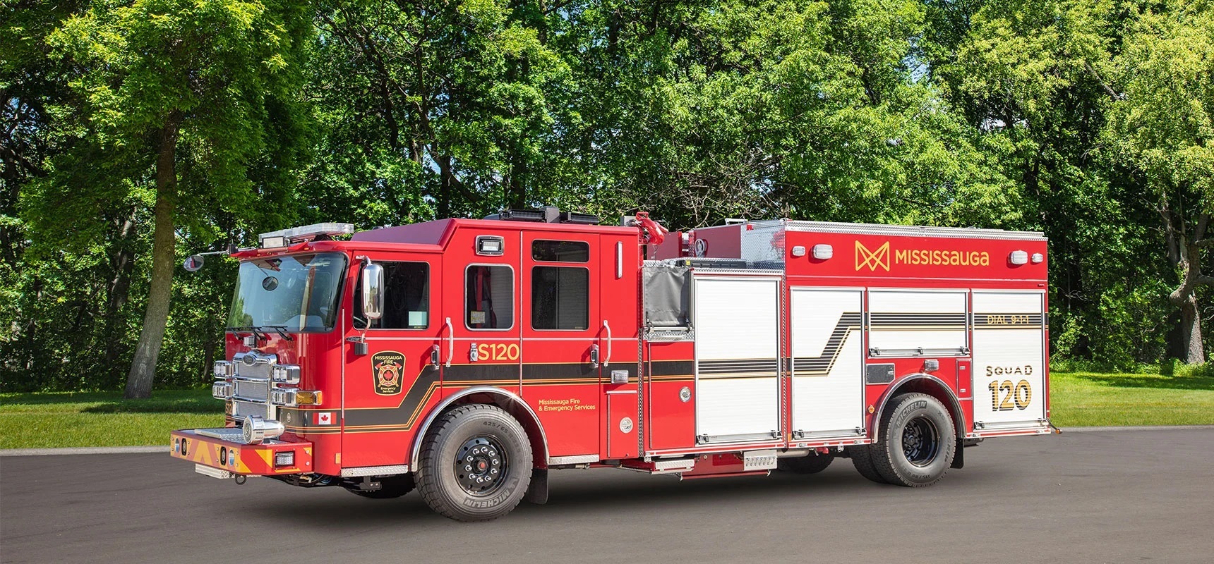 Ontario, Mississauga, police, fire, transport trailers, diesel, thick smoke