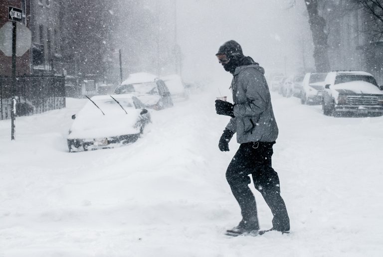 Blizzardlike conditions come to some parts of Ontario INsauga