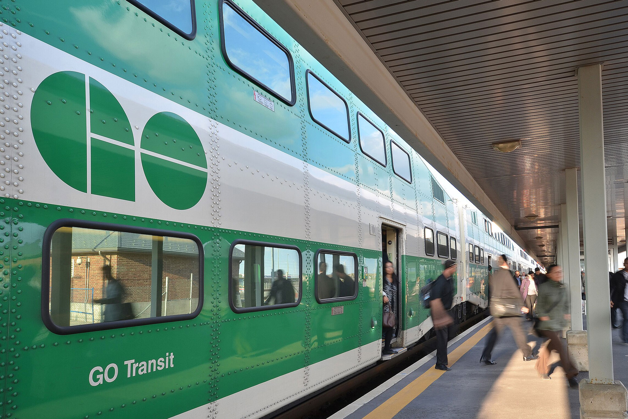 GO Transit Offers Free All Night New Year S Eve Travel In Mississauga   Go Train New Years Eve 2023 