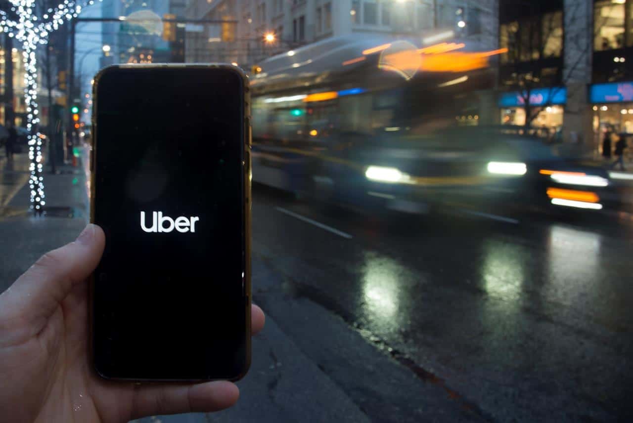 Uber Canada drivers can now record video of trips using their smartphone in a pilot program