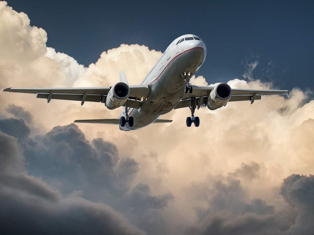 Air Transat tentative deal with its flight attendants