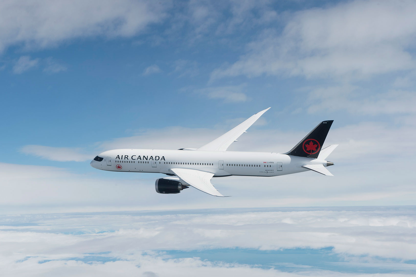 baby born on air canada flight