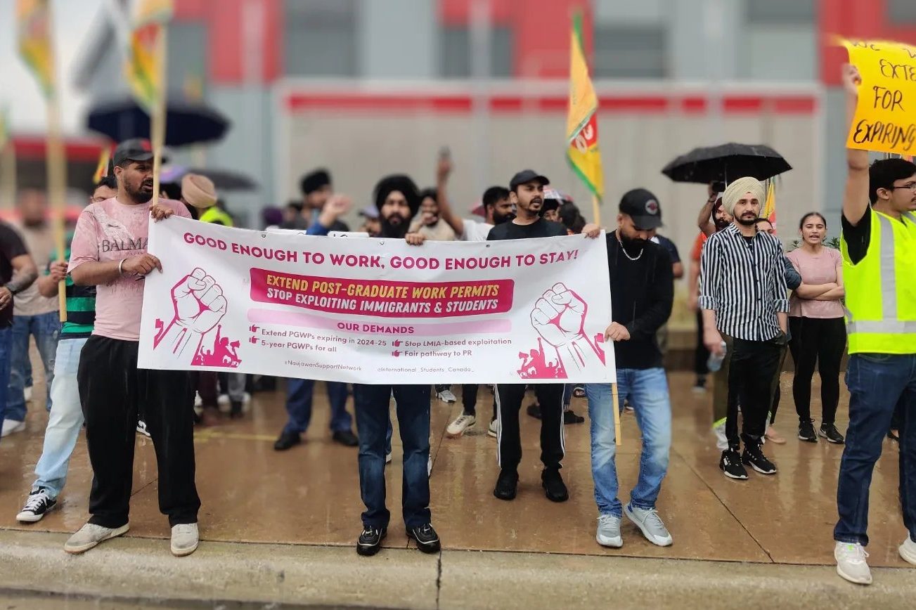 International student protest blocks traffic at busy Brampton ...