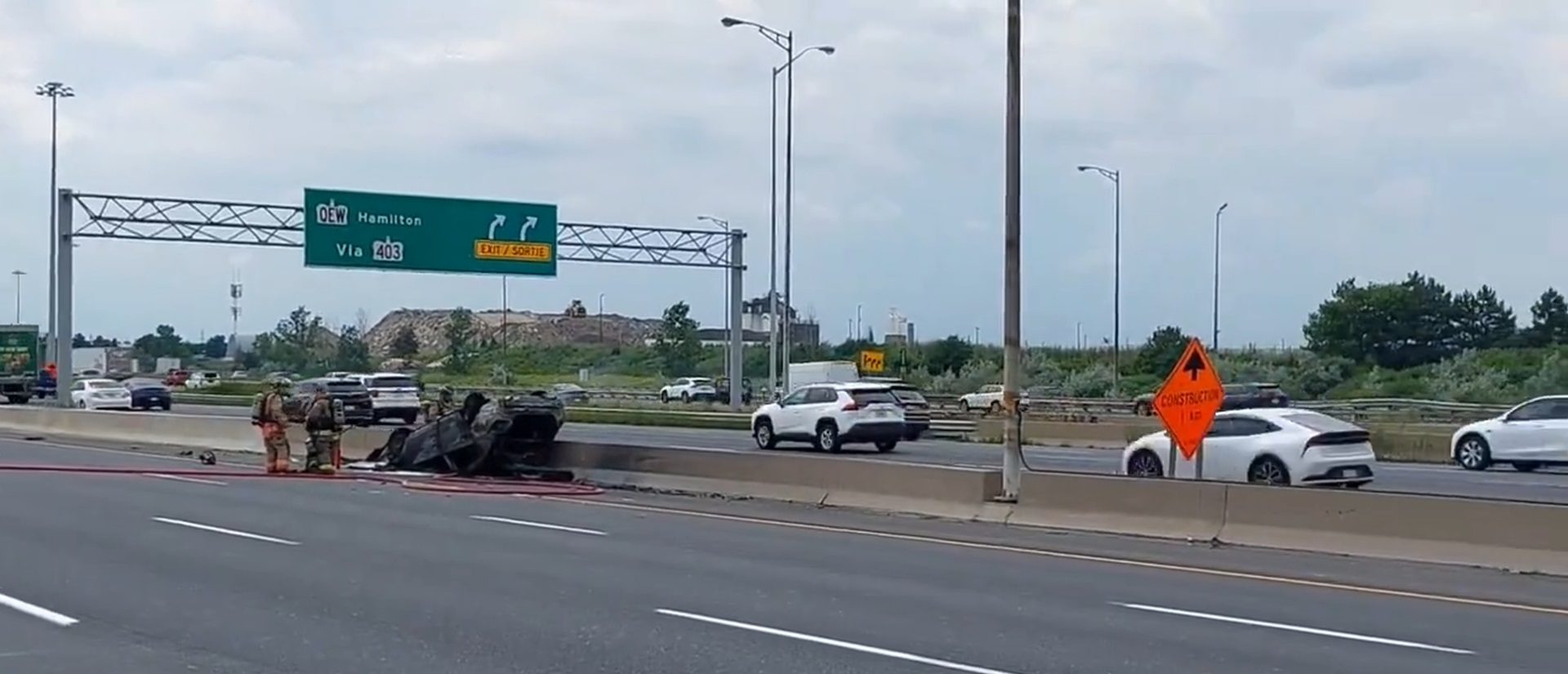 Ontario, Mississauga, Highway 401, OPP, collision, fire