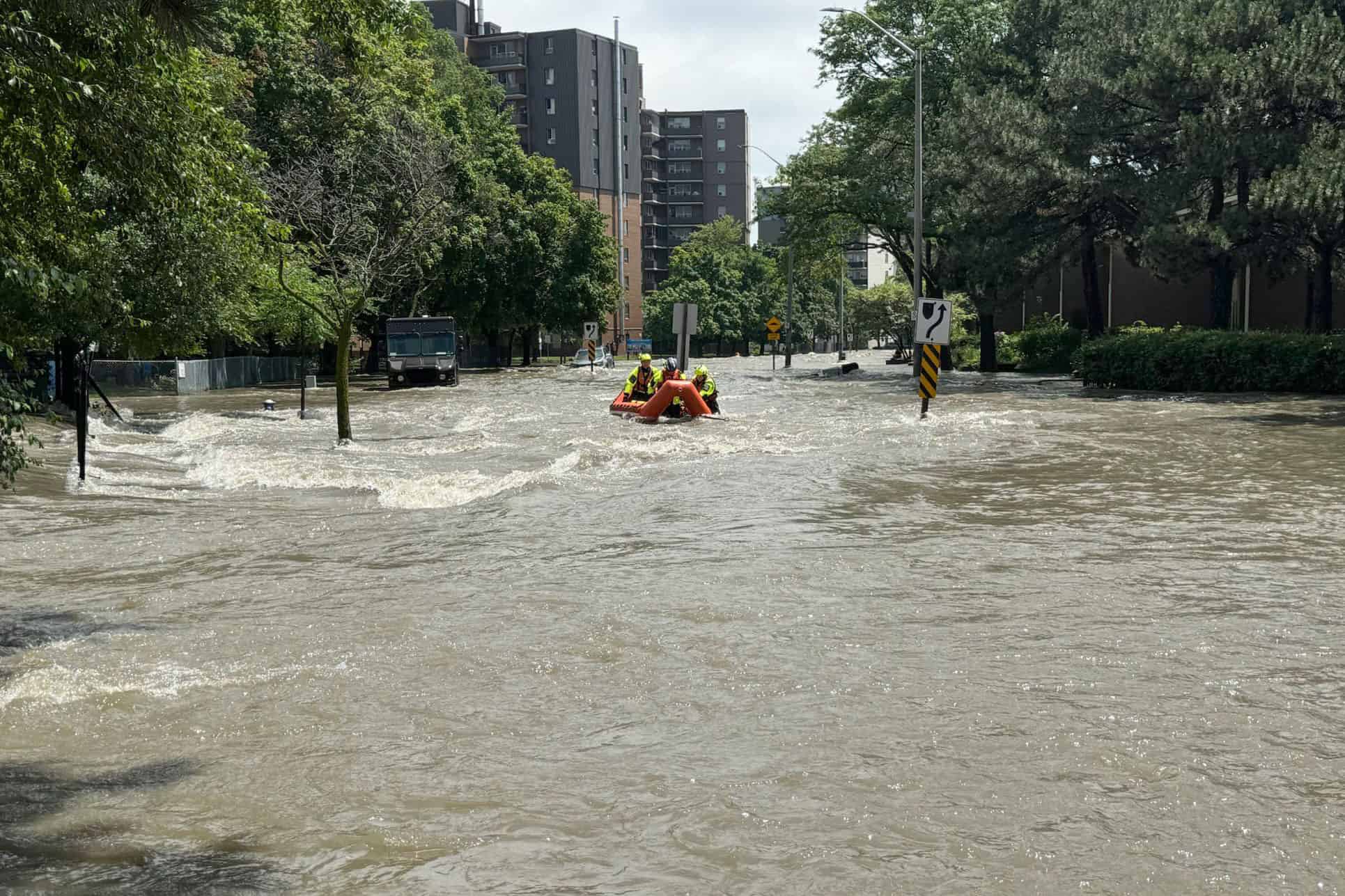 flood mississauga fire