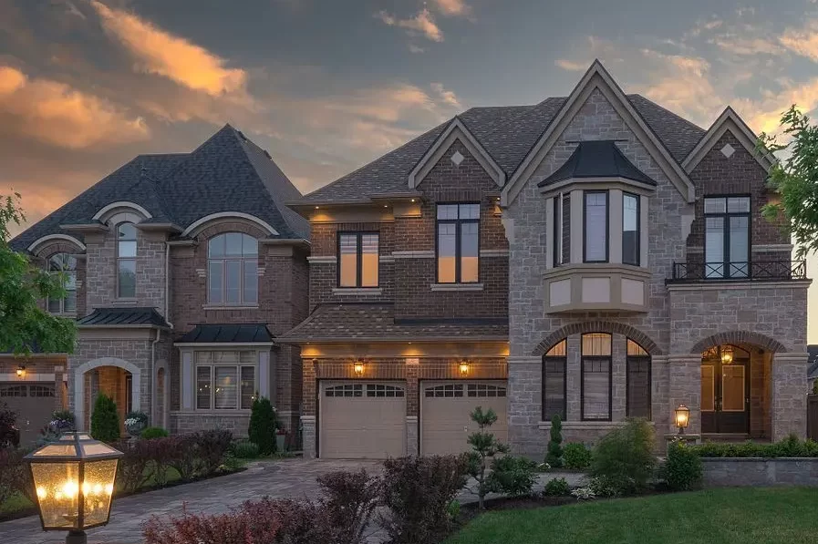 brampton Home price jumps more than $200K to over $3 million