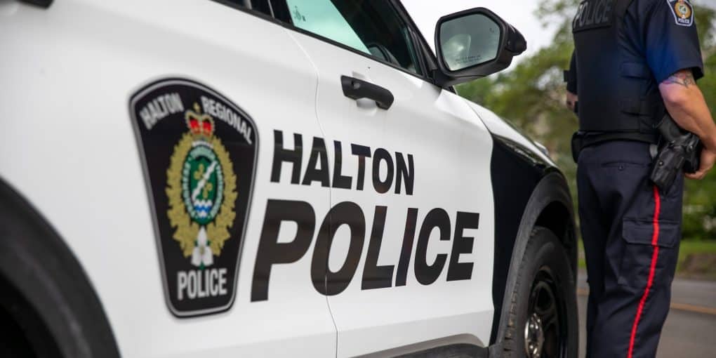 popeyes milton teen assaulted hospital halton police