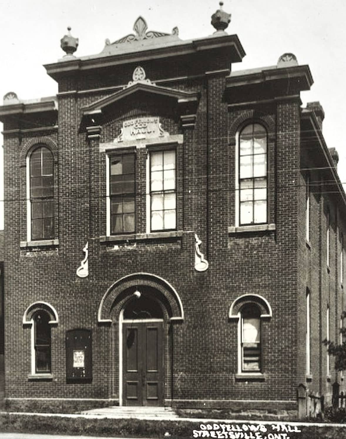 odd fellows hall mississauga