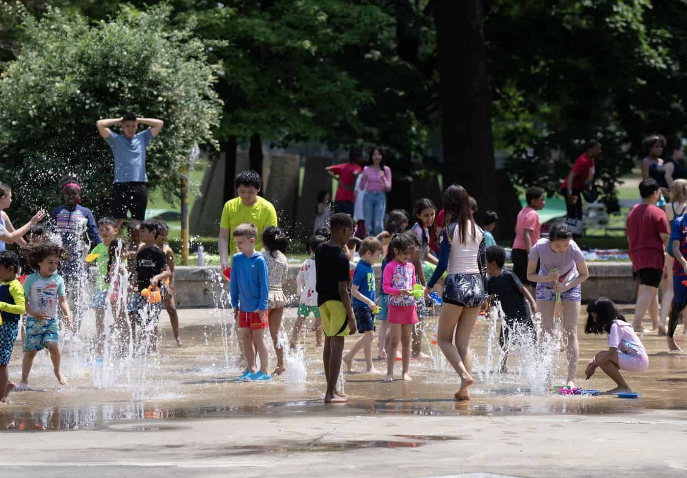 Heat waves at least 10 times more likely due to climate change in Canada