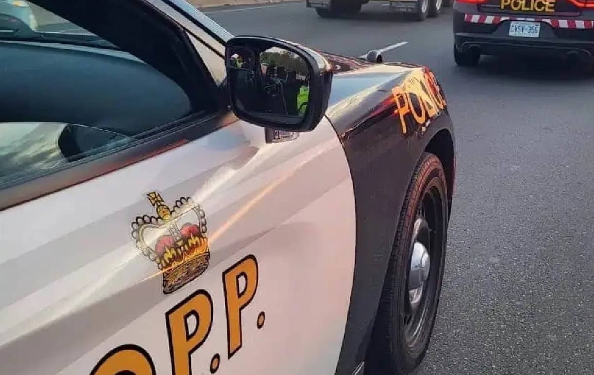 crash closes QEW niagara falls