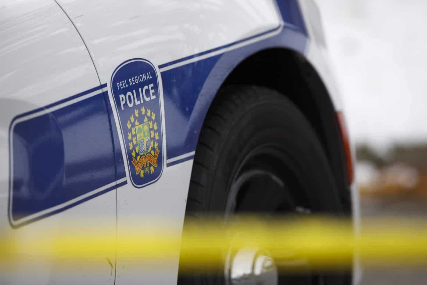 Shots fired in home invasion leave 1 dead and 2 injured in Mississauga, Ontario