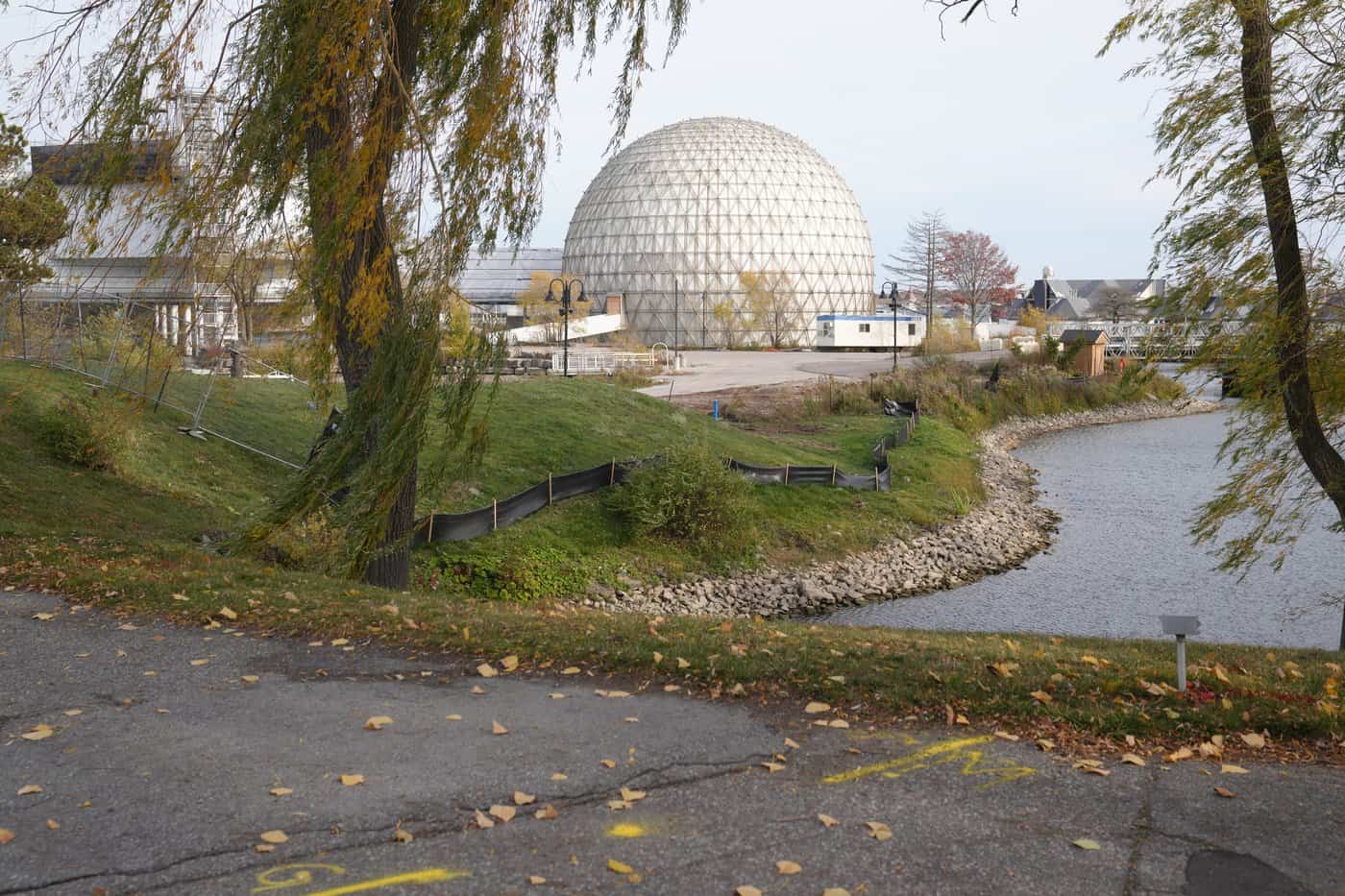 parking spots ontario place spa