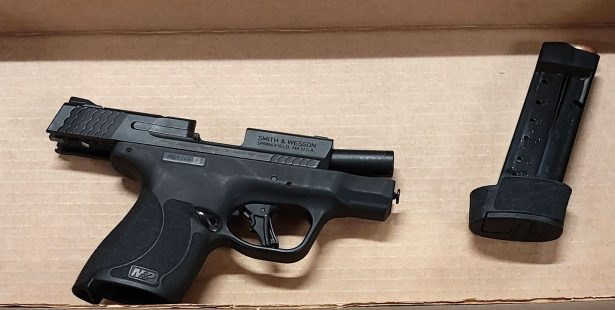 gun found mississauga traffic stop