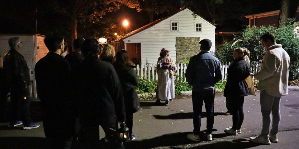 Oakville ghost walk downtown