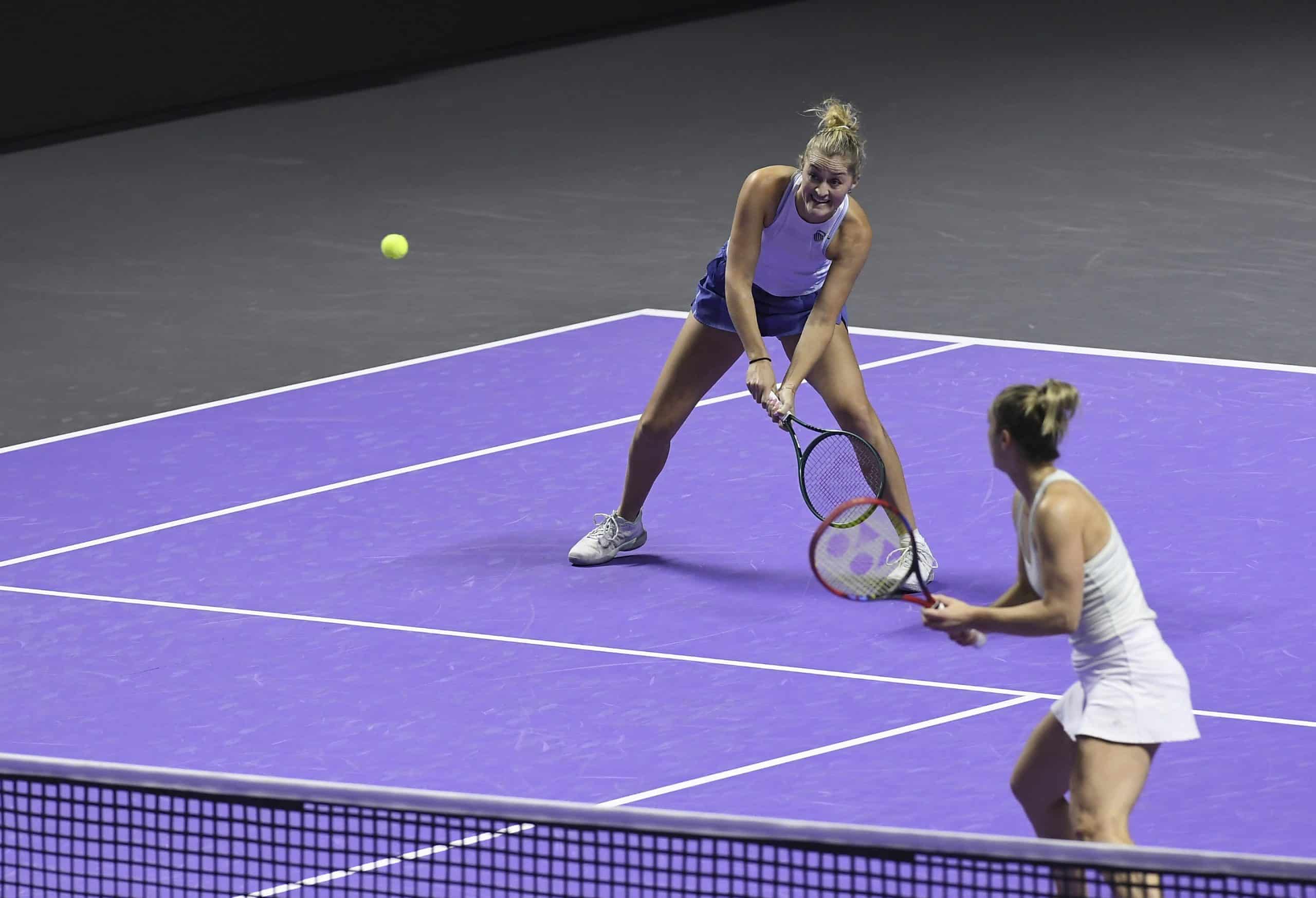 Caledon's Routliffe and Ottawa's Dabrowski win doubles title at WTA Finals