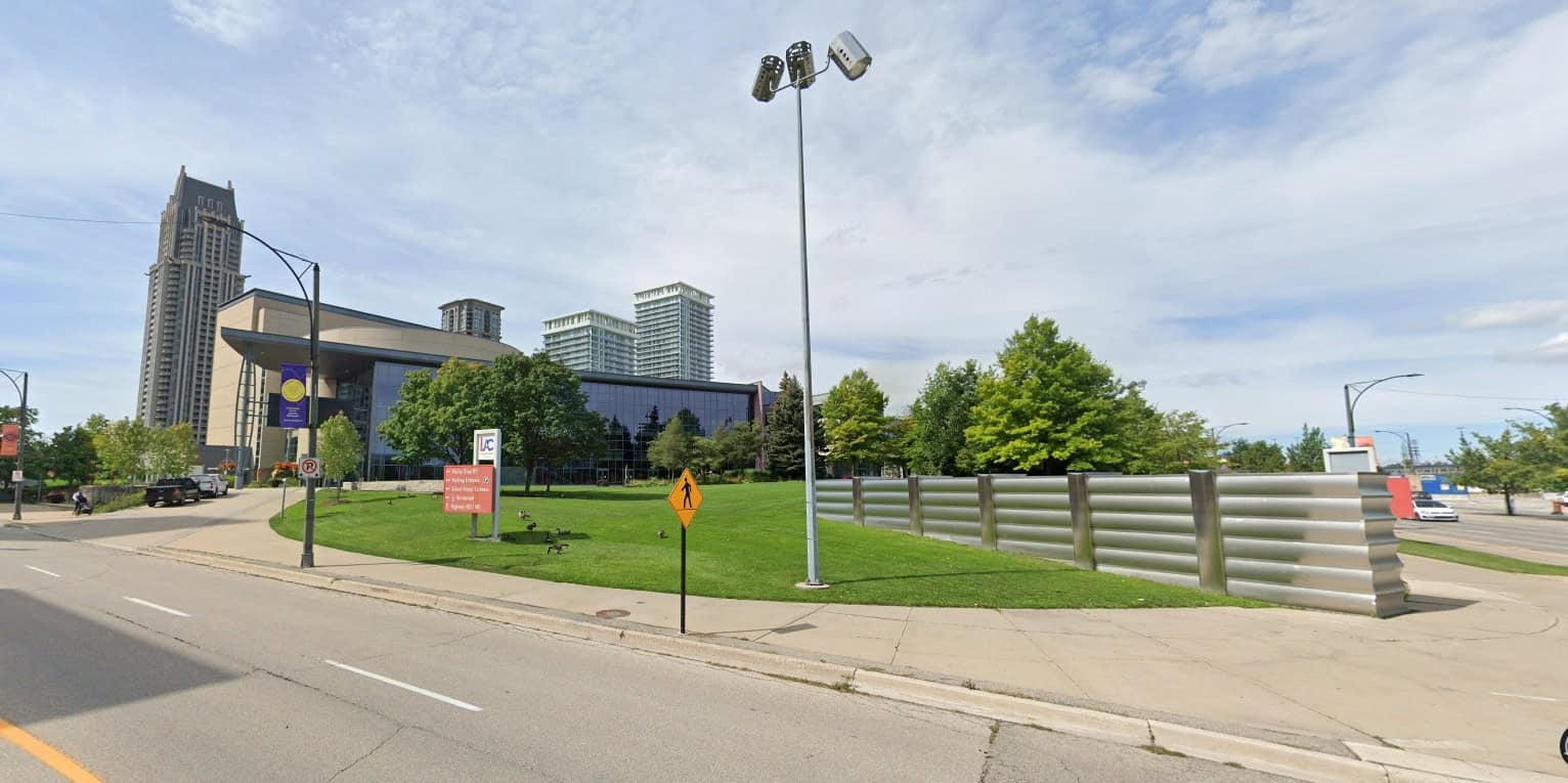 New hotel and conference centre in Mississauga.