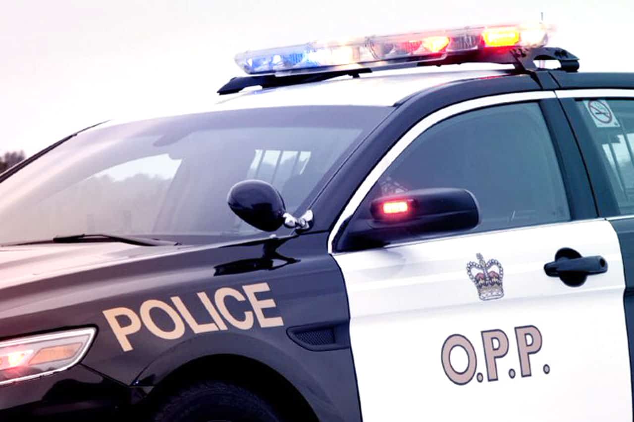 baby dies crash highway 401 ontario