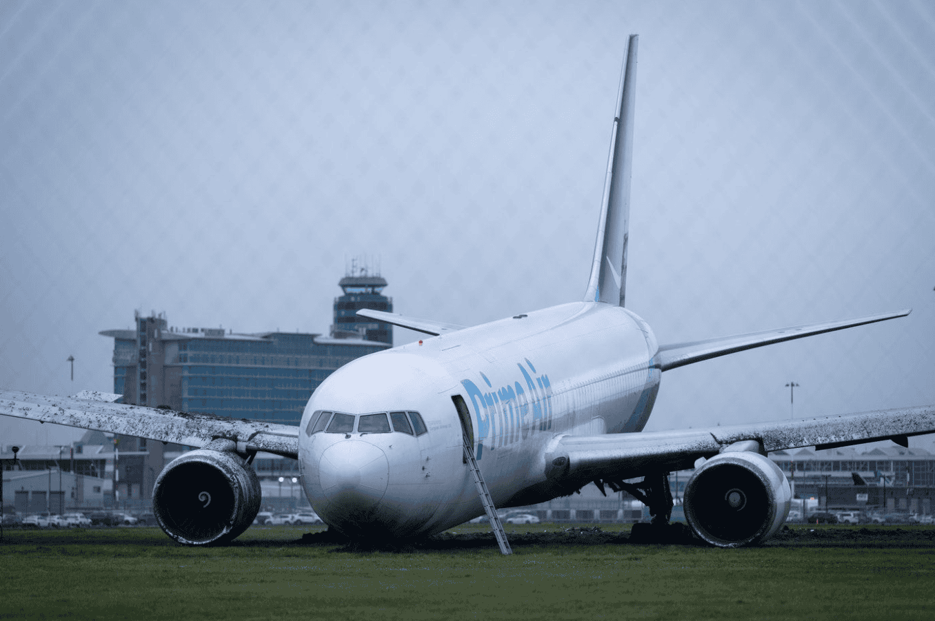 plane off runway vancouver